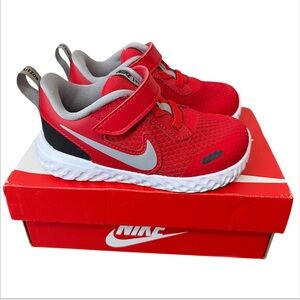 Nike Revolution Toddler Running Sneakers in University Red